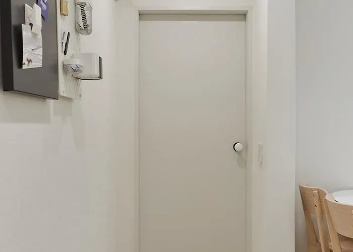 New Special,3min Walk To Gwangalli Drone Show,new Accommodation,free Luggage Storage,washer And Dryer Available,ott,drip Bag Coffee Apartment