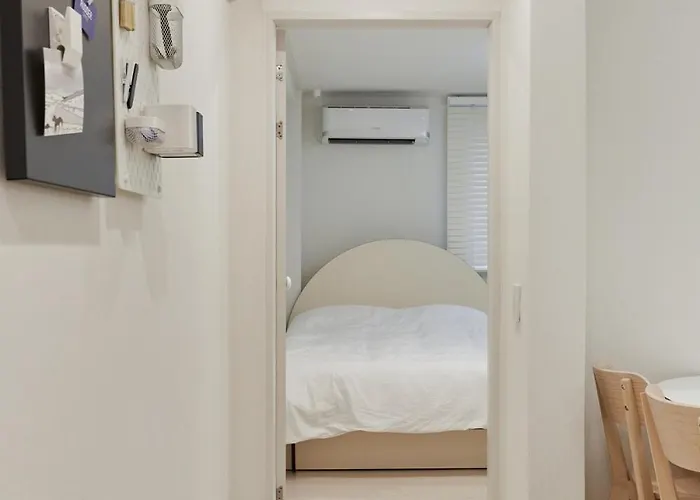 New Special,3min Walk To Gwangalli Drone Show,new Accommodation,free Luggage Storage,washer And Dryer Available,ott,drip Bag Coffee